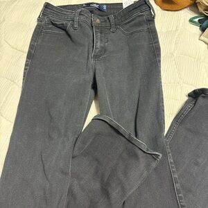 Hollister Women's mid rise bootcut Jeans in Charcoal